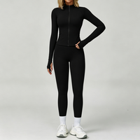 Ensemble de yoga et d'entraînement 4 pièces noir personnalisé pour femme : soutien-gorge de sport, leggings, shorts, tenue de sport pour gym, fitness et course à pied