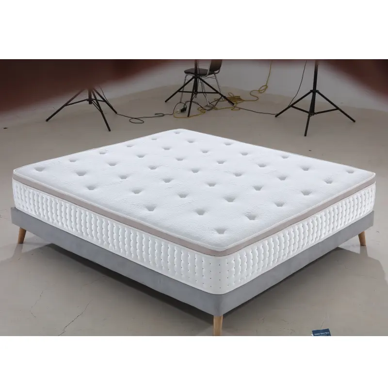 Matelas de luxe queen size en mousse à mémoire de forme visco gel de 12 pouces matelas en mousse latex pour bien dormir rouleau dans une boîte colchon personnalisé