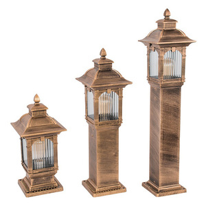 Farol de Jardín de Bronce para Exteriores con Luz LED de 2700K, IP66, Alimentación CA, Pantalla de Vidrio, Luz Blanca Cálida, Sensor de Movimiento, Regulable - Product Image 1