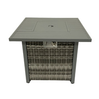 Ensemble de meubles d'extérieur multifonctionnels en métal : table basse carrée avec foyer à gaz pour des moments de convivialité confortables et une chaleur améliorée