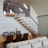 Escalier flottant moderne en bois, marches d'escalier flottantes en bois pour la maison