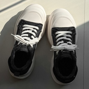 Zapatos Casuales Ligeros con Suela Gruesa y Elevada, Estilo 2025, Perfectos para Hombre y Mujer, Transpirables, de Lona, Modernos - Product Image 2