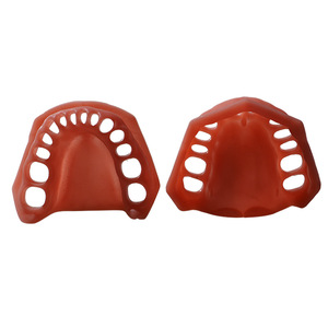 Modelo de encías blandas desmontable (superior e inferior) para práctica de preparación dental y retracción gingival, educación oral - Product Image 1