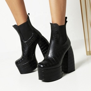 Bottines noires à imprimé pierre unique, style rétro, plateforme à semelle épaisse, talons hauts et épais pour femmes, grande taille 46 - Product Image 1
