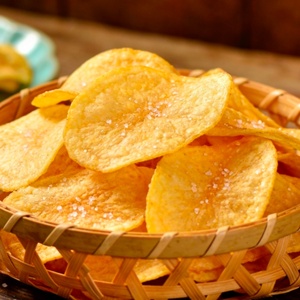 Snacks Exóticos Clásicos Layys en Presentaciones de 40g, 60g, 90g, 104g y 180g, Sabor Mixto, Papas Fritas Clásicas en Lata - Product Image 1