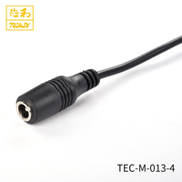 Câble d'alimentation CC basse tension 1A 12V en cuivre de marque OEM TEC-M-013, fiche femelle 5.5X2.1 vers fiche mâle 4.0X1.7, isolation PVC, noir