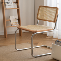 Chaise de salle à manger moderne du milieu du siècle, couleur noyer, en bois et rotin tressé, style Cesca, avec accoudoirs