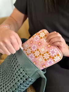 Kích Thước Tùy Chỉnh Logo Hoa <span class=keywords><strong>Neoprene</strong></span> Không Thấm Nước Độn Bảo Vệ Dây Kéo E Reader Lưu Trữ Cuốn Sách Tay Áo Pouch Cho Đọc Máy Tính Bảng - Product Image 3