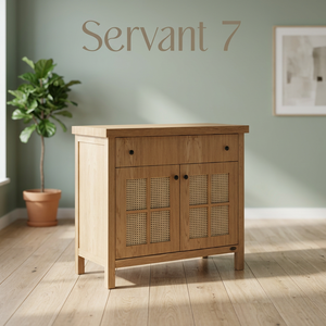Buffet de rangement en chêne massif traditionnel avec portes à panneaux plats pour salon, chambre et salle à manger - Product Image 2