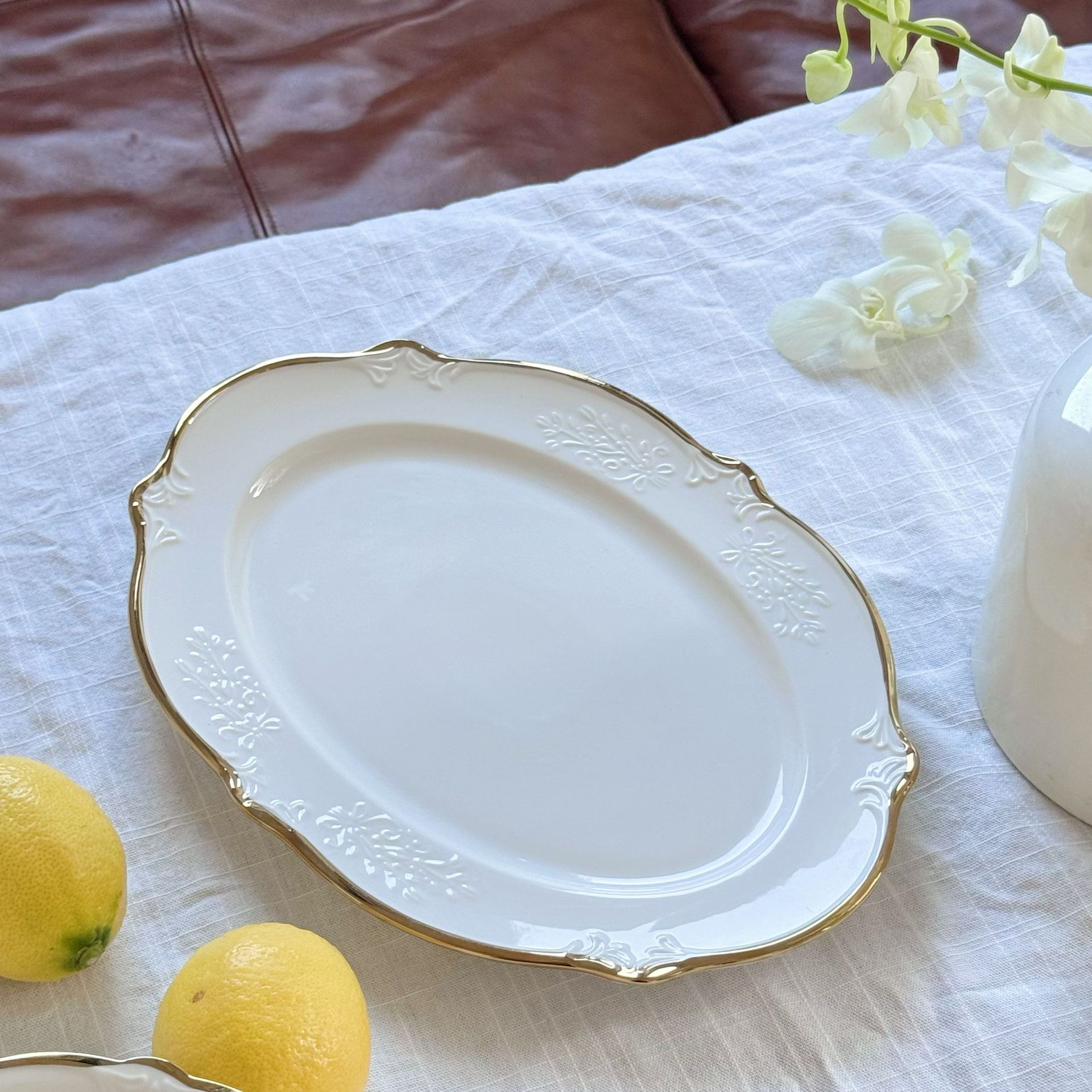 Gold edge lace oval plate 30*20*2