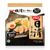 Fideos Instantáneos Nissin Kyushu Black Ramen, Harina de Trigo, Estilo Japonés, Sabor a Salsa de Soja Oscura, Fideos Secos Fritos, Paquete de 5 Unidades