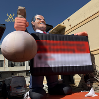 Homme d'affaires gonflable personnalisé avec sac à monnaie, ballon géant gonflable représentant un capitaliste pour activité publicitaire