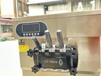 Machine à glace molle commerciale 3 saveurs (mangue) 25-28L/H – Prix compétitifs