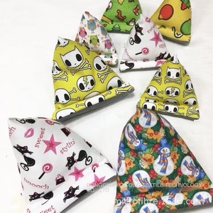 Support <span class=keywords><strong>de</strong></span> téléphone portable triangulaire moderne en tissu microfibre, personnalisable, motif dessin animé, support plat, cadeau publicitaire - Product Image 6