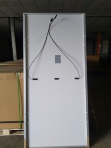 Panel Solar Jinko de China, Precio de Panel Solar de 580w 590w 600w de Alta Eficiencia, Panel Solar MBB de Media Celda - Product Image 4