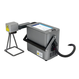 Junfei OEM cầm tay sợi máy <span class=keywords><strong>laser</strong></span> kim loại đánh dấu 30 Wát 50 Wát kích thước nhỏ xách tay cho Phụ Kiện Xe Hơi Máy khắc trên mã - Product Image 1