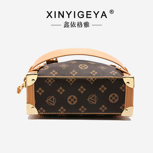 Bolso de Mano Multifuncional de Lujo para Mujer, Cierre Moderno, Portátil, Suave, Diseño Distintivo de Correa para el Hombro - Product Image 6