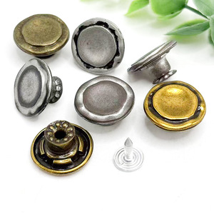 Bottoni in Metallo Rotondi Opachi Anticati Dorati e Argentati da 9MM, 10MM, 12MM, 14MM, 15MM con Chiusura a Un'Uncinetto per Jeans - Product Image 5