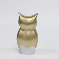 Statue d'hibou élégante en résine dorée et blanche, figurine M. Hibou avec nœud papillon, style animal sculpté pour la décoration intérieure