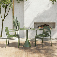 Terrasse extérieure Bar moderne Café-restaurant Bistro Restaurant Mobilier de salle à manger Café-restaurant Tables et chaises