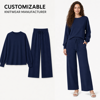 Ensemble tricoté deux pièces bleu marine pour femme : haut à col rond et manches longues, pantalon droit décontracté – Vente en gros