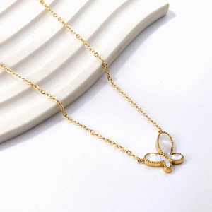 Collar con colgante de mariposa de acero inoxidable, esmalte colorido, cadena dorada, joyería minimalista para uso diario, regalo. - Product Image 3