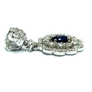 Collier pendentif en or blanc massif 18 carats avec 55 diamants véritables de 0,92 carat et saphir certifié, forme fleur, idéal pour les soirées - Product Image 2