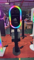 Photomaton DSLR avec coque miroir ovale pour des événements festifs, mariages et soirées - Photobooth Kisok pour événements