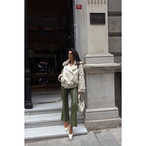 Abrigo Corto Tipo Gabardina con Cuello de Piel para Mujer, Talla S - Product Image 1