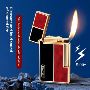 ZO8826 Accendino in Metallo Slim in Acciaio, Lusso Leggero, Stile Retrò, con Accensione a Fiamma Laterale Scorrevole e Rotella di Accensione, a Butano - Product Image 3