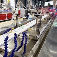 Machine de fabrication de profilés PVC pour fenêtres et portes, machine de production de panneaux muraux en PVC