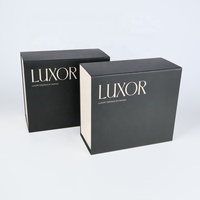 Boîte Cadeau de Luxe Premium Logo Personnalisé Noir Mat Fermeture Magnétique Boîtes en Carton Papier Pliable Emballage de Vêtements Stock à quantité minimale de commande Bas
