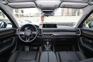 Auto Usado <span class=keywords><strong>Mazda</strong></span> CX-50 <span class=keywords><strong>2023</strong></span> <span class=keywords><strong>Sport</strong></span> 2.5L Turbo Automático Edición Premium 5 Asientos SUV Gasolina R19 Volante a la Izquierda Euro V Bajo Kilometraje - Product Image 4
