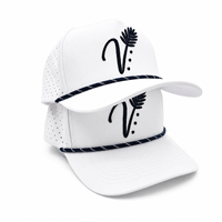 Casquette de golf 5 panneaux imperméable en tissu Dobby perforé découpé au laser avec logo brodé 3D personnalisé OEM en polyester respirant réglable pour l'extérieur