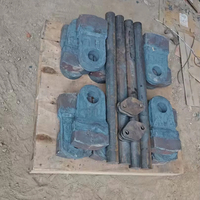 Tête de marteau composite en acier à haute teneur en manganèse - Pièces forgées résistantes à l'usure pour concasseur primaire de minerai - Haute résistance aux chocs - Mini/portable