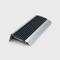 Profilé métallique PVC à clipser, résistant à la corrosion et durable, bande antidérapante en porcelaine pour carreaux d'escalier, nez de marche pour revêtement de sol SPC