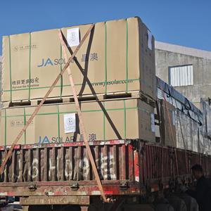 Enfoque de Potencia Tipo N: <span class=keywords><strong>300W</strong></span>/450W/550W de segunda mano, diversos modelos de paneles solares - Product Image 6