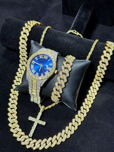 Ensemble de montres et bijoux de luxe pour hommes, 4 pièces, montre calendrier hip-hop avec strass pour hommes, 2 colliers, bracelet en alliage, cadeau - Product Image 6