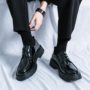 Nuove <span class=keywords><strong>scarpe</strong></span> da uomo con suola spessa a testa grossa in pelle laccata con tacco alto e Casual <span class=keywords><strong>scarpe</strong></span> Lefu - Product Image 2