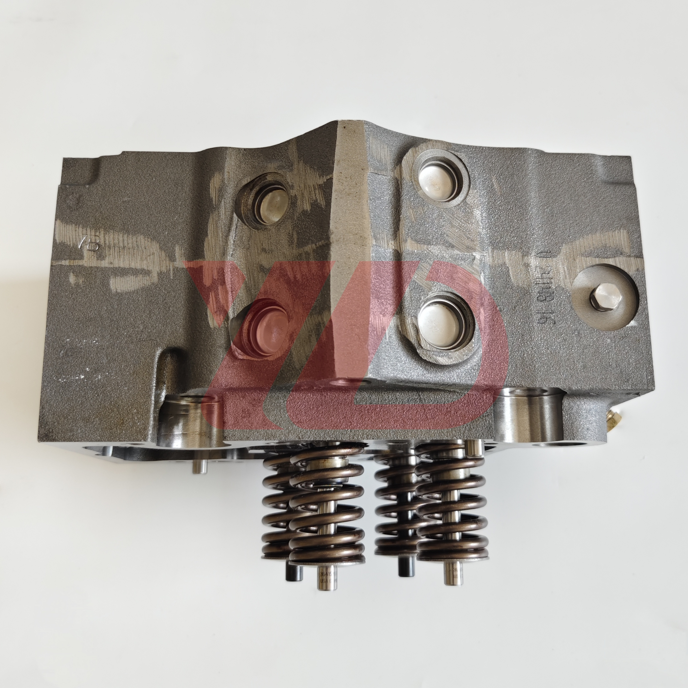 Wholesale Diesel Engine Part Cylinder Head Assy 5371844 for