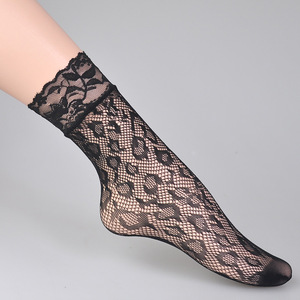 Calzini Corti Sexy <span class=keywords><strong>in</strong></span> Pizzo Nero per Donne e Ragazze, Morbidi Calzini alla Caviglia <span class=keywords><strong>in</strong></span> Pizzo, <span class=keywords><strong>Calze</strong></span> a <span class=keywords><strong>Rete</strong></span> - Product Image 3
