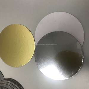 Base Redonda de Cartón Gris Plateado con Diseño Impreso en Relieve para Decoración de Pasteles - Product Image 6