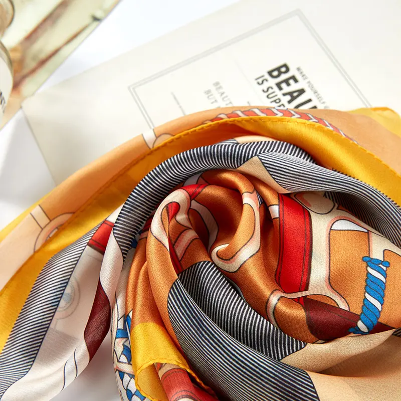 Sommer Digitaldruck Luxus Frau Große Polyester Schals Individuell bedruckte personal isierte lange quadratische 100% Satin Seide Hijab Schal