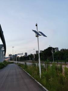 Station de surveillance de l'eau et du pluviomètre <span class=keywords><strong>à</strong></span> énergie solaire gérée <span class=keywords><strong>à</strong></span> distance avec affichage d'image - Product Image 5