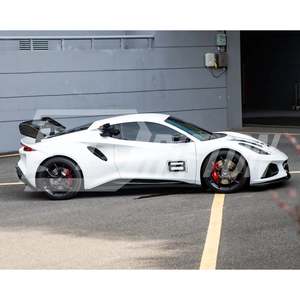 Faldón Lateral de Fibra de Carbono Real Brillante Estilo Emira GT4 para Lotus Emira - Product Image 4