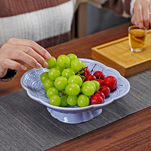 Plato de cerámica para frutas con soporte, forma irregular, porcelana, estilo tradicional chino, para servir té, bocadillos o en bodas. - Product Image 4