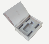 Boîte à parfum personnalisée en forme de livre pour emballage cosmétique, designs sur mesure avec couleur, taille et logo personnalisés
