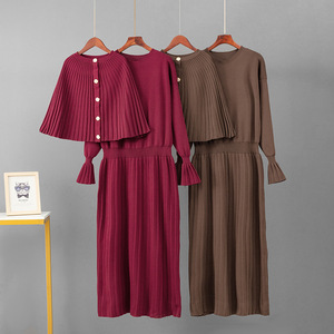 Nouvelle Robe Longue Maxi en Maille Évasée à Col Rond et Manches Longues Boutonnée, Couleur Unie, Ensemble 2 Pièces de Haute Qualité pour Femme avec Châle - Product Image 1