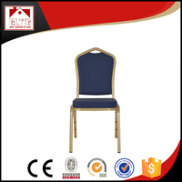 La chaise de banquet de style nouveau peut empiler de chaise de salle à manger