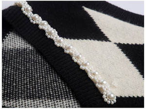 Design Fashion Vintage Flower Pin <strong>Argyle</strong> Knit Cashmere <strong>Sweater</strong> <strong>Vest</strong> - Product Image 3